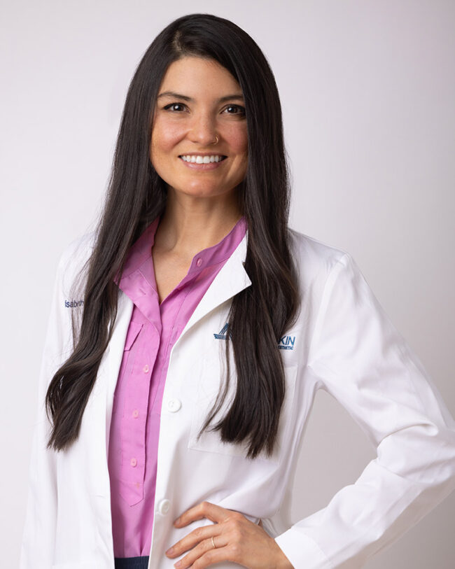 Dr. Elisabeth Tracey - Dermatologist